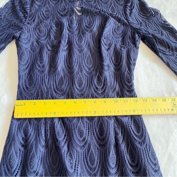 Lilly Pulitzer Hera Lace Dress True Navy Two Tone Feather Lace Size 0 - Picture 13 of 16